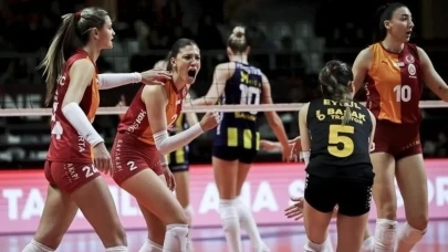 Galatasaray Daikin, Fenerbahçe Medicana'yı 3-2 Mağlup Ederek Avantajı Elde Etti