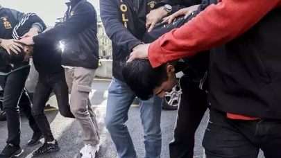Şişli'deki Kanlı Pusu! 2 Kişiyi Öldüren Zanlılar Sınırda Yakalandı