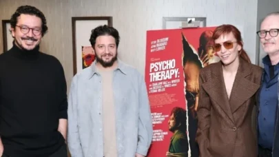 Tolga Karaçelik’ten Uluslararası Başarı: “Saykoterapi”nin New York’taki Özel Gösterimine Büyük İlgi!