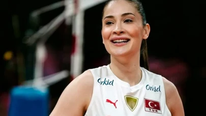 Milli Smaçör Parkelere Veda Etti! Tuğba Şenoğlu’nun Sakatlığı Ciddi Çıktı