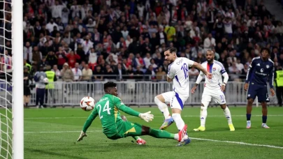 Manchester United’ı Yıkan Adam: Onana İngiltere’de Alay Konusu Oldu