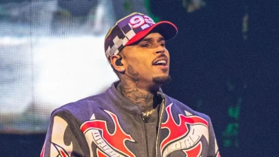 Chris Brown 5 Milyon Dolarlık Kefaletle Serbest Kaldı: “Kafesten Sahneye!”
