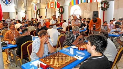 Uluslararası Satranç Turnuvası Rekor Katılımla Başlıyor! Dünyanın En İyileri Çeşme’de Hamle Yapacak