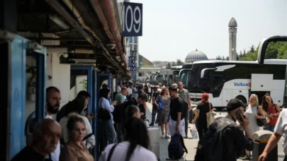 Kurban Bayramı Öncesi Otogarlarda Hareketlilik Başladı: Seferler Yüzde 100 Doldu