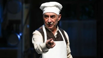 Şener Şen Sanat Kariyerine Veda Etti