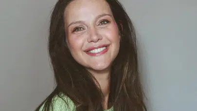 İrem Helvacıoğlu anne oldu: Kızı Sora ile yaşadığı yemek krizini eğlenceli bir notla paylaştı