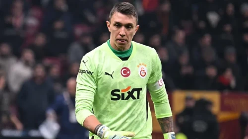 Galatasaray’da Muslera Dönemi Sona Eriyor! Yerine Gelecek Yeni Kaleci Belli Oluyor
