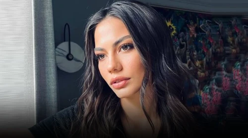 Demet Özdemir Ablası Derya Özdemir ile Pozunu Paylaştı