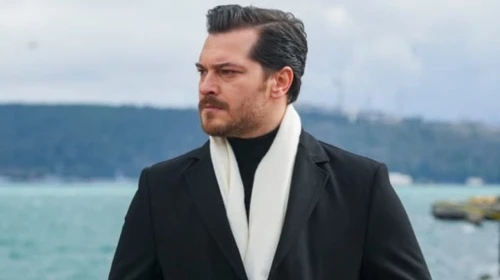 Çağatay Ulusoy’dan İki Sinema Filmi Anlaşması: “Uykusuz Adam” Geliyor!