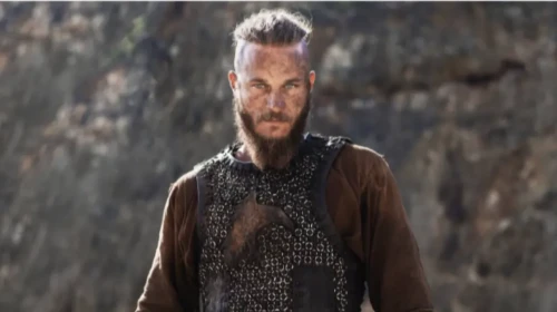 Vikings'in Efsane Ragnar'ı Travis Fimmel Türkiye'de!