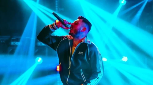 BLOK3, Konserde Seyircisine Tepki Gösterdi! Sosyal Medya İkiye Bölündü