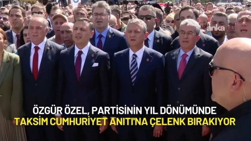 Özgür Özel, Partisinin Yıl Dönümünde Taksim Cumhuriyet Anıtı'na Çelenk Bırakıyor