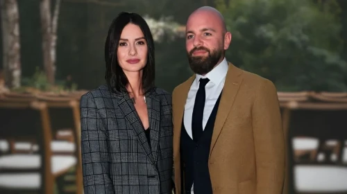 Yasemin Özilhan ve İzzet Özilhan'ın 14 Yıllık Evliliği Tek Celsede Sona Erdi