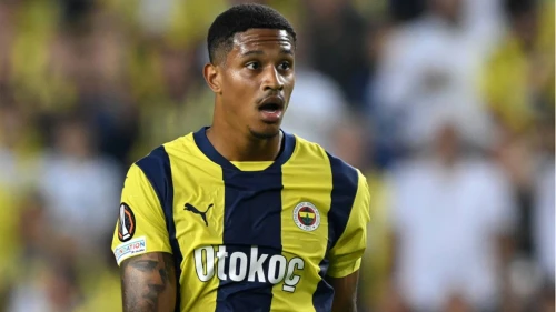 Fenerbahçe'den Oosterwolde Hamlesi: Sözleşmesi 2028'e Uzatıldı!