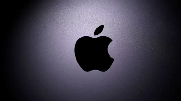 Fotoğraf Düzenlemede Devrim! Apple’ın “Clean Up” Özelliği Neleri Tehdit Ediyor?