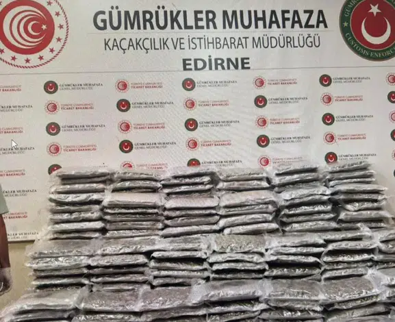 Zehir tacirlerine geçit yok: İki ilde eş zamanlı operasyonla 420 kilo uyuşturucu yakalandı