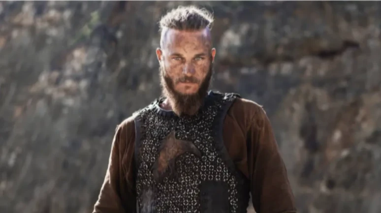 Vikings'in Efsane Ragnar'ı Travis Fimmel Türkiye'de!