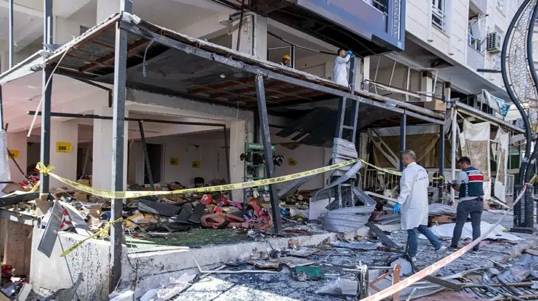 İzmir’deki 5 Kişinin Hayatını Kaybettiği Şırdan Restoranı Patlamasında 3 Sanığa Hapis Cezası!