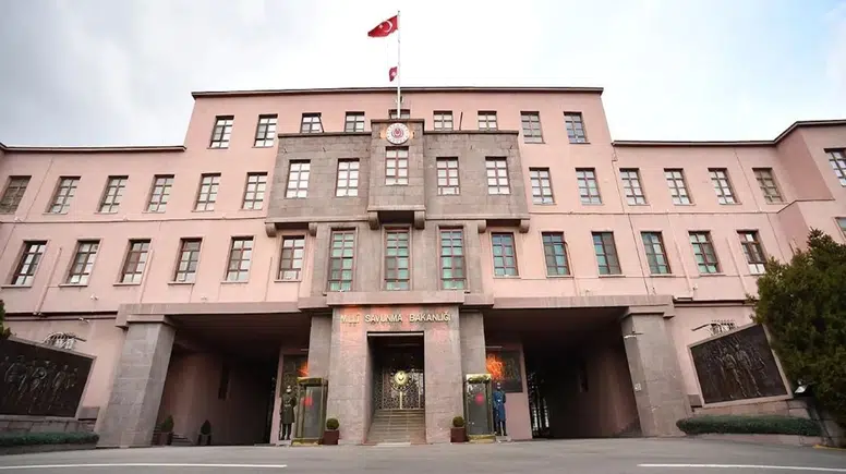 MSB Duyurdu: 2025 Yılı Muvazzaf Astsubay Başvuruları "O" Tarihte Sona Eriyor!