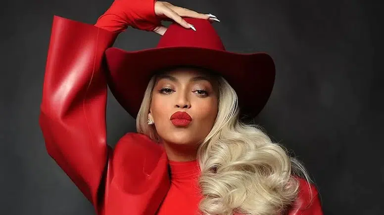 Beyonce Emmy Ödülü Kazanarak Başarılarına Bir Yenisini Ekledi