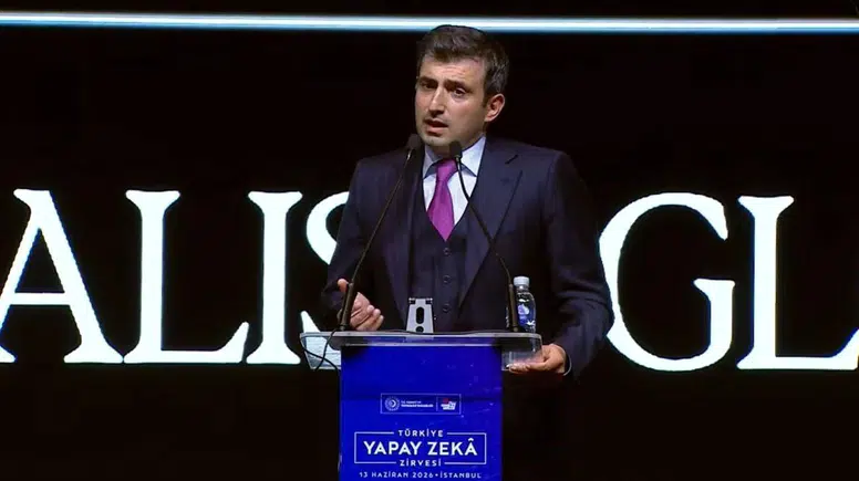 Selçuk Bayraktar'dan teknoloji dünyasına sert uyarı: İnsanlık 'sentetik esaret' altında