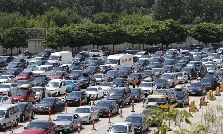 Gümrük Kapılarında Yeni Dönem: Yerli Araç Geçişleri Dijital Sistemle Hızlanıyor!
