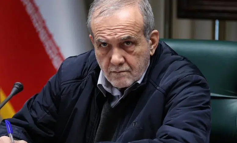 Hürmüz Boğazı'nda tansiyon zirvede: Pezeşkiyan'dan diplomasi çağrısı