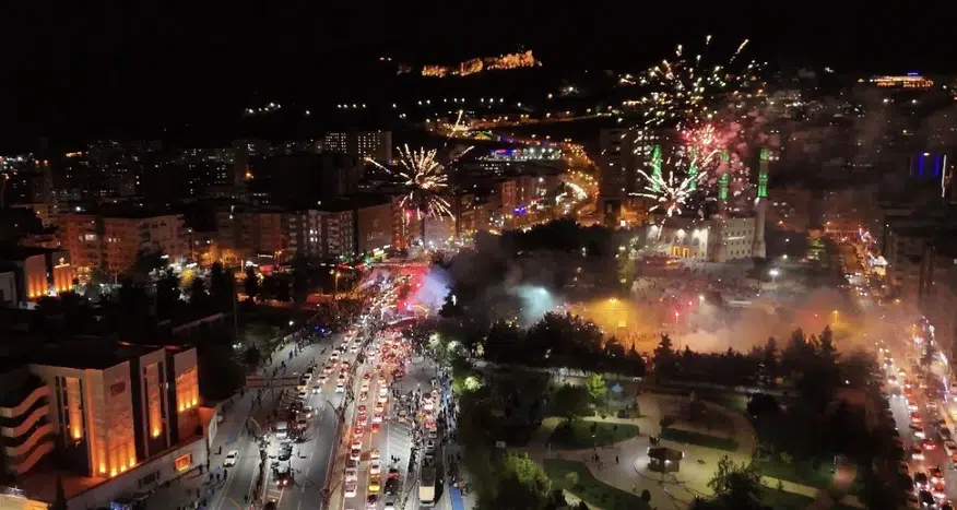 Mardin’de unutulmaz gece: Hem 18 yıllık hasret bitti hem de şampiyonluk coşkusu yaşandı