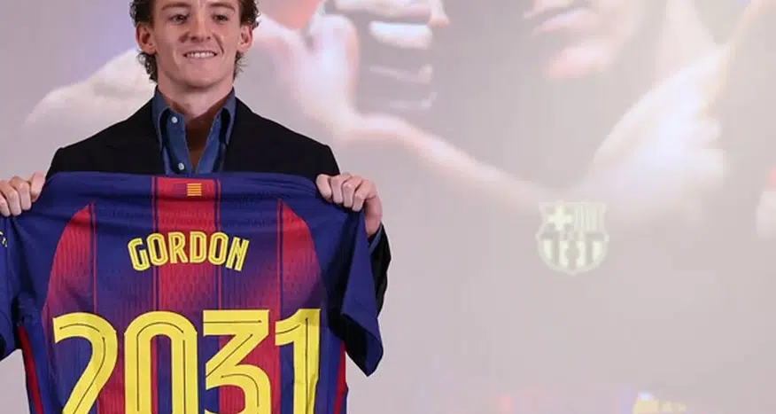 Barcelona'da yeni dönem: İngiliz yıldız Anthony Gordon imzayı attı