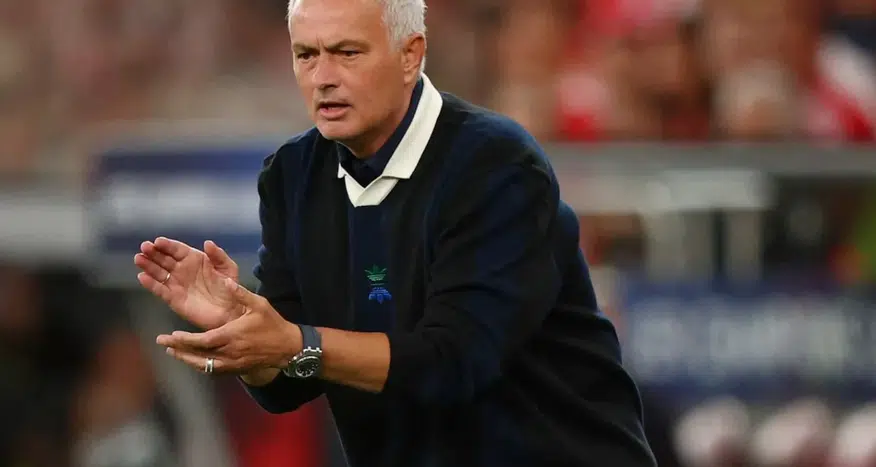Futbol dünyasında deprem etkisi: Jose Mourinho 13 yıl sonra yuvaya döndü