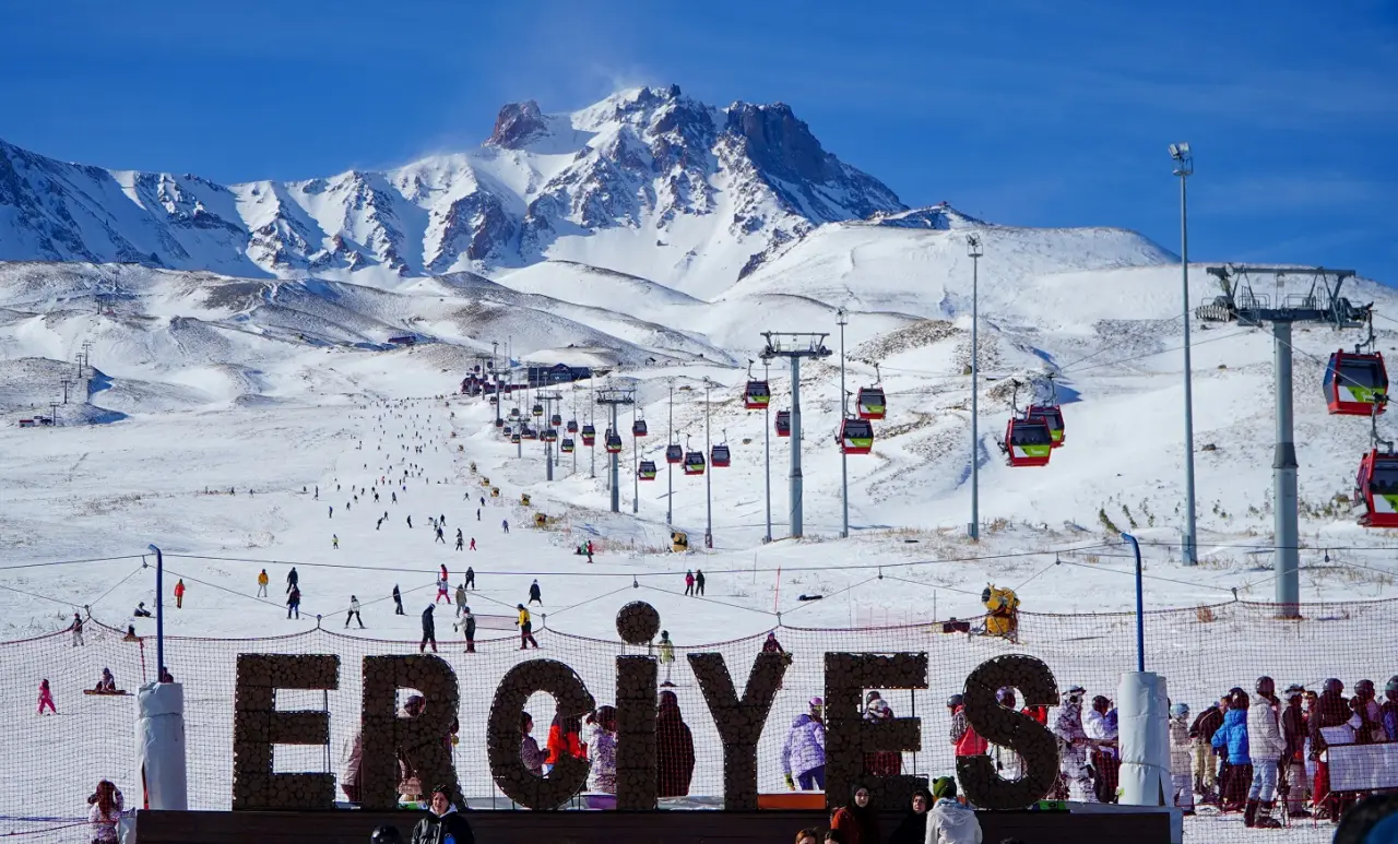 Erciyes Kayak Merkezi’nden Yeni Rekor! 2,75 Milyon Ziyaretçiyle Zirvede 1