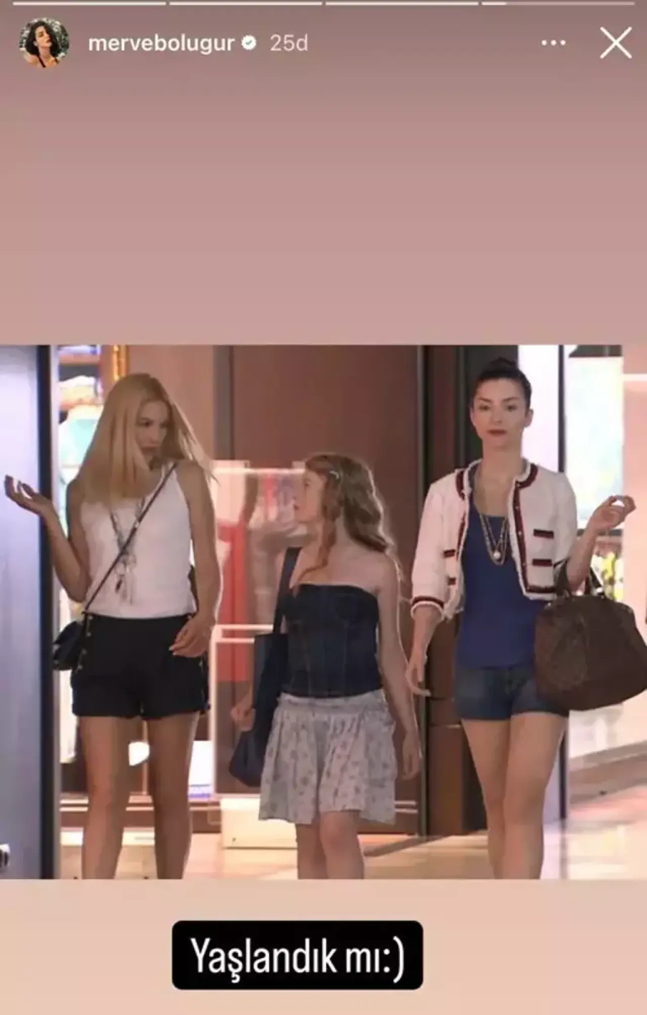 “Yaşlandık mı?” Diyen Merve Boluğur 15 Yıl Sonra O İsimle Buluştu! 2