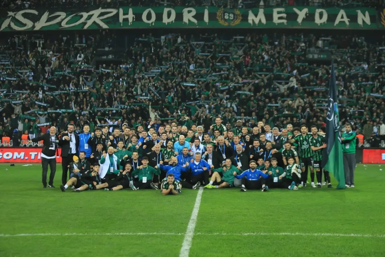 Kocaeli’de Süper Lig Coşkusu! 16 Yıllık Özlemin Ardındaki Büyük Coşku 2