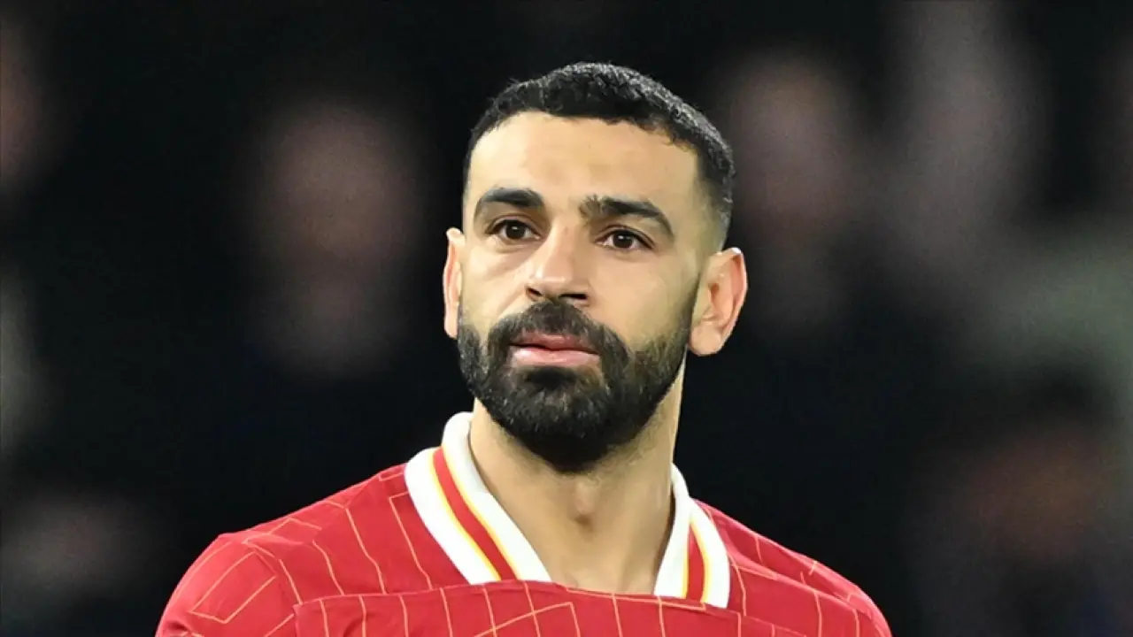 Mohamed Salah’tan Sürpriz Karar! Liverpool’da Kaldı, Hedef Şampiyonlar Ligi 2