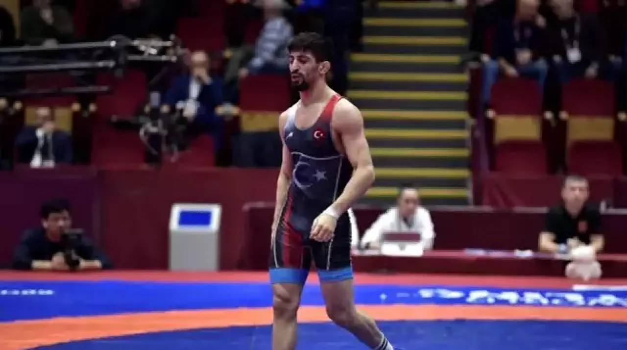 Kerem Kamal’dan Avrupa’da Altın Zafer! Grekoromen 63 Kiloda Şampiyon 2