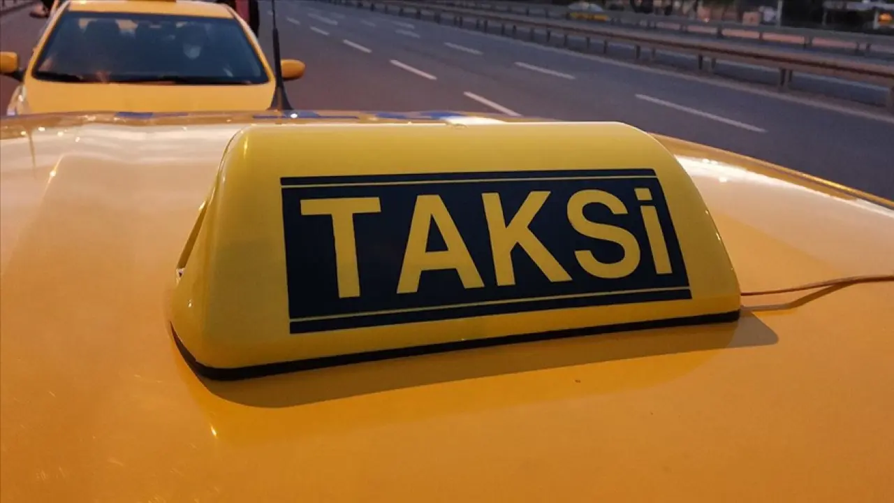 Taksi Krizi Tarihe mi Karışıyor? İBB 2.500 Yeni Taksi İçin Start Verdi! 1