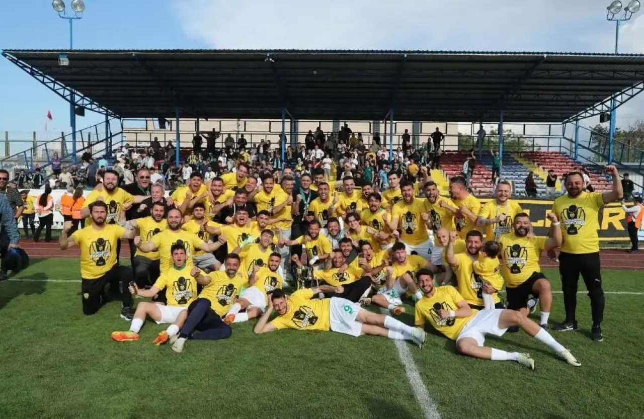 Aliağaspor FK Tarihinde İlk Kez 2. Lig’e Yükseldi! 1