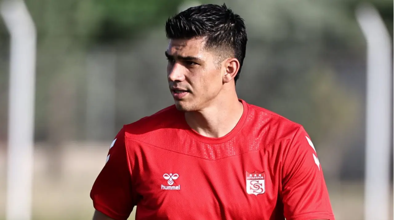 Galatasaray Bombayı Patlatıyor: Rıza Çalımbay'ın Yıldızı Bekir Turaç Böke Geliyor! 1