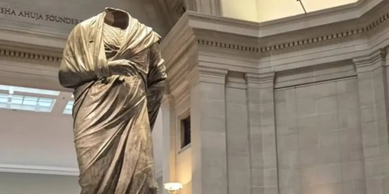 Marcus Aurelius’un 65 Yıllık Yolculuğu Sona Erdi! Bronz Heykel Türkiye’ye Geri Döndü 1