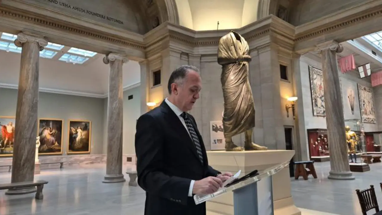 Marcus Aurelius’un 65 Yıllık Yolculuğu Sona Erdi! Bronz Heykel Türkiye’ye Geri Döndü 2