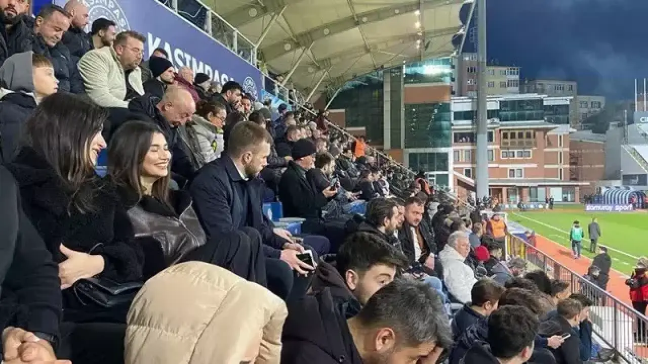 Eyüpspor’un Kalecisine Dev Talipler! Berke Özer’in Yeni Adresi İngiltere mi? 2